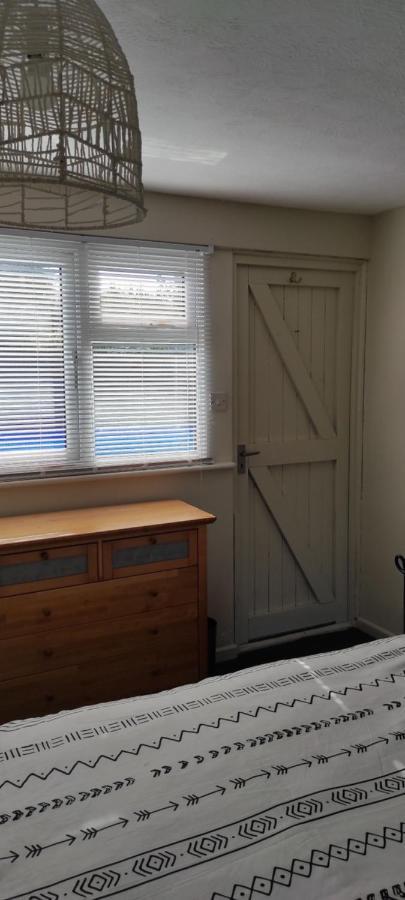 Garden Flat At The Infamous Piltdown Man Pub Appartement Fletching Buitenkant foto